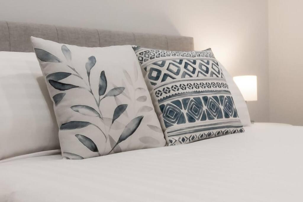 Central Modern 2 Bedroom With Wifi Launceston Buitenkant foto