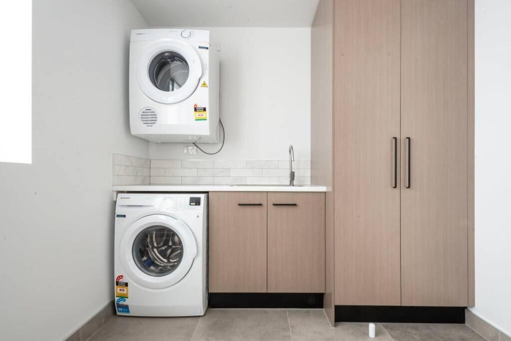 Central Modern 2 Bedroom With Wifi Launceston Buitenkant foto