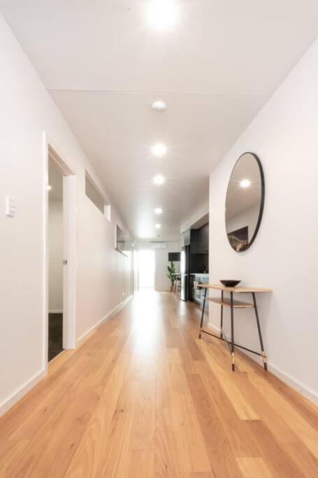 Central Modern 2 Bedroom With Wifi Launceston Buitenkant foto