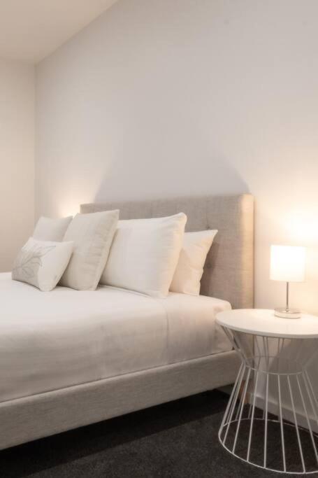 Central Modern 2 Bedroom With Wifi Launceston Buitenkant foto